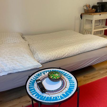 Apartment "London" In Erftstadt - 3 Zimmer & 63Qm - Nahe Koeln, Messe, Phantasialand & Bonn - Familienurlaub Oder Business Trip Esterno foto